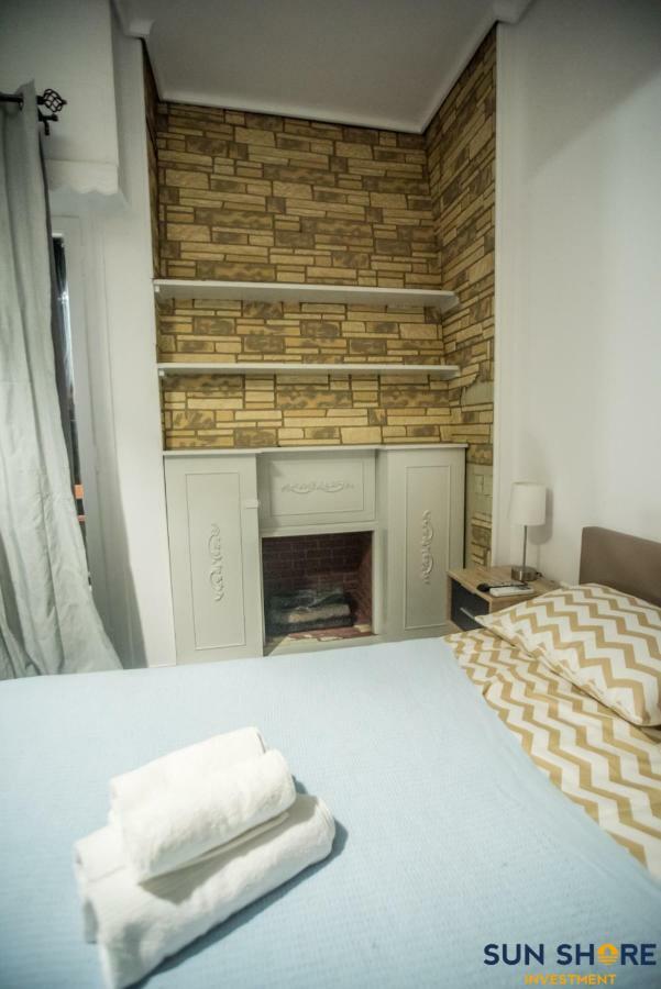 Explore Greece From Bright City Centre Apartment Chalkida Bagian luar foto