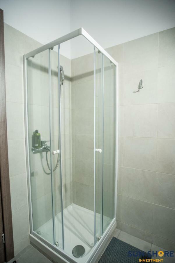 Explore Greece From Bright City Centre Apartment Chalkida Bagian luar foto